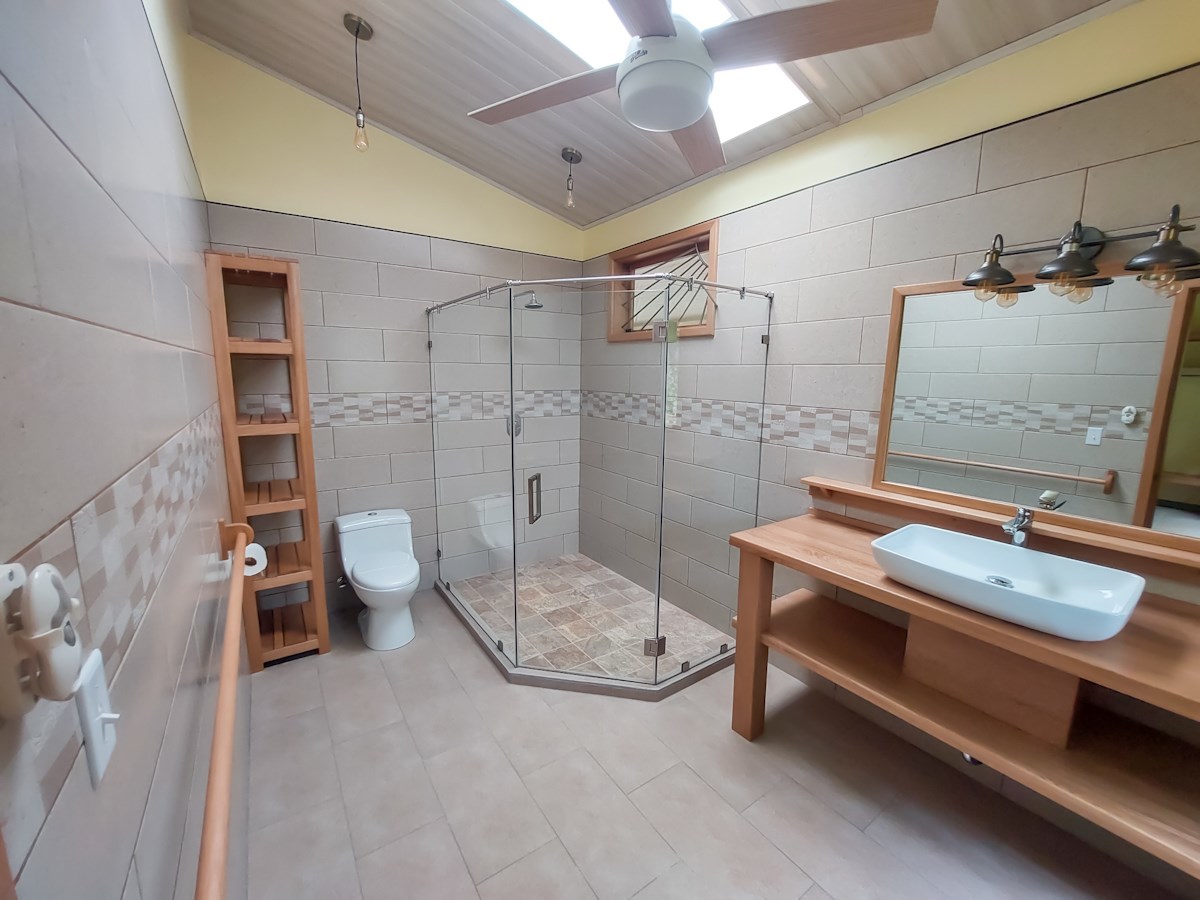 Luxury Jungle Villa with Pool — Isla Colón, Bocas del Toro - 25