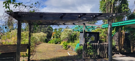 Serene 2 Bedroom 2 Bath Gem on 2 acres on Big Island Hawaii - image 3