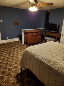 Home in Town For Sale - image 31