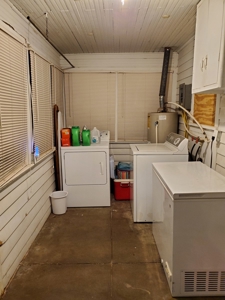 Home in Town For Sale - image 6