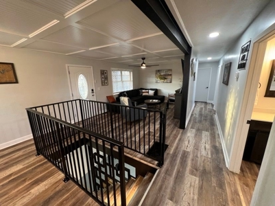 Home and 2.476 +/- Acres near Rowena Marina in Albany, KY - image 10