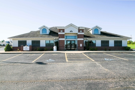 Commercial Medical / Office Building in West Plains - image 3