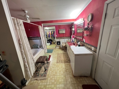 Greers Ferry Lake Area Home on 4.1 Acres For Sale - image 21