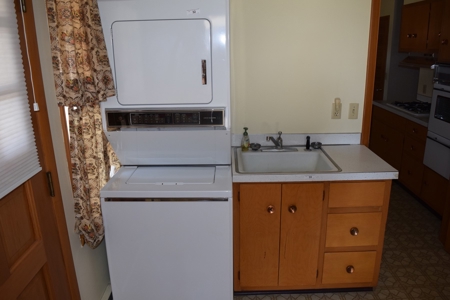 2 Bed, 2 Bath Home in Newton, IL For Sale at Auction - image 24