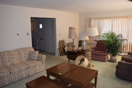 2 Bed, 2 Bath Home in Newton, IL For Sale at Auction - image 5