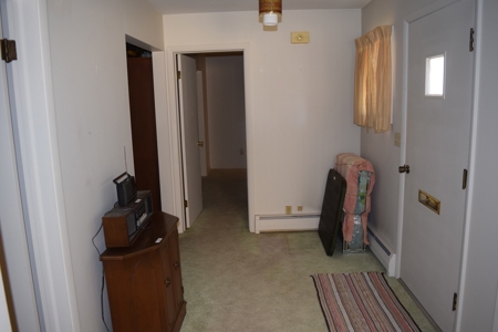 2 Bed, 2 Bath Home in Newton, IL For Sale at Auction - image 6