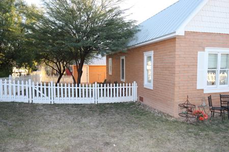 Historical replica of 1880's Tombstone AZ home architecture. - image 6