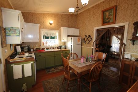 Historical replica of 1880's Tombstone AZ home architecture. - image 13