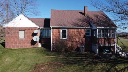 Country Home for Sale in Hillsville VA - image 18