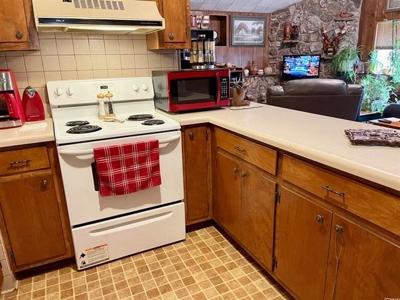 Home in Cherokee Village, AR for sale - image 9