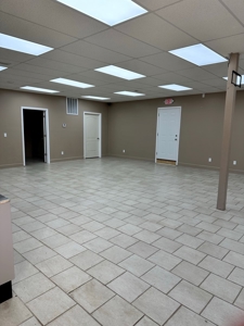 Commercial Building, For Sale or Lease in Glasgow, KY. 42141 - image 2