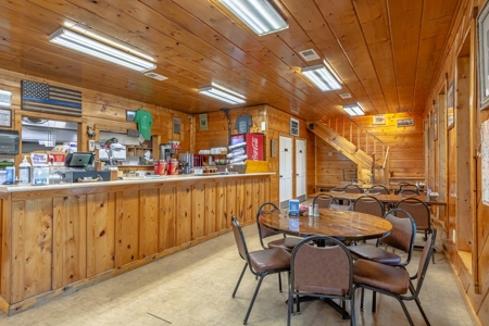 Turnkey Restaurant & 7 +/- Acres in Byrdstown, TN - image 3