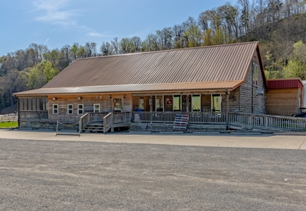 Turnkey Restaurant & 7 +/- Acres in Byrdstown, TN - image 1