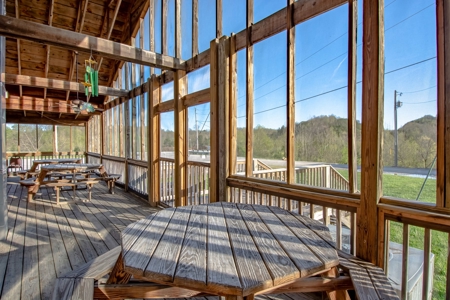 Turnkey Restaurant & 7 +/- Acres in Byrdstown, TN - image 10