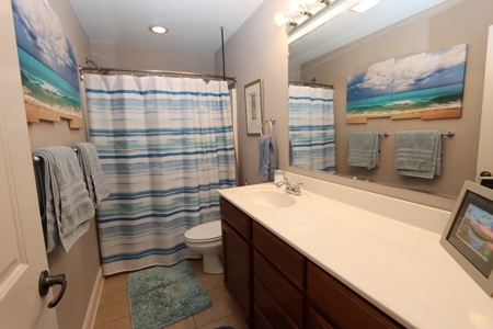 Beautiful Brick Home for Sale in Glade Spring, VA - image 25