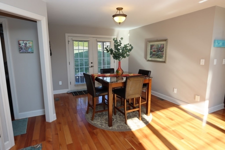 Beautiful Brick Home for Sale in Glade Spring, VA - image 16