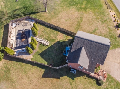 Beautiful Brick Home for Sale in Glade Spring, VA - image 32