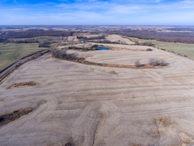 Missouri Farm For Sale With Exceptional Hunting 3.1% Roi !!! - image 23