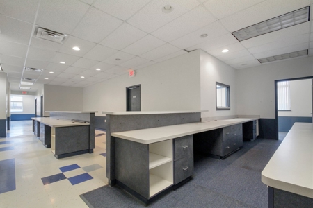 Income Producing Commercial Building In West Plains Mo - image 8