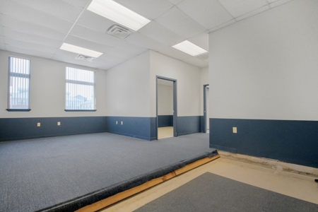 Income Producing Commercial Building In West Plains Mo - image 12