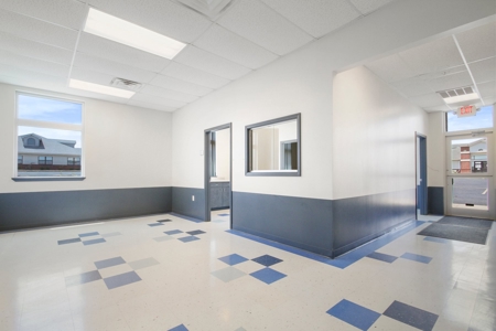 Income Producing Commercial Building In West Plains Mo - image 9