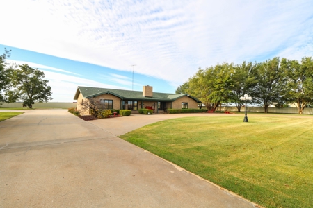 West Texas Multi-Parcel Auction - image 8