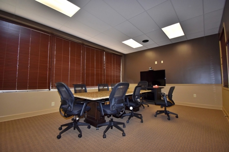 Commercial Property in Linden TN with high traffic count - image 6