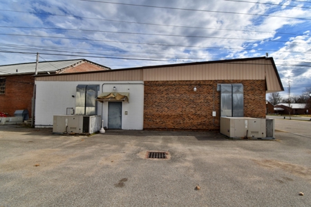 Commercial Property in Linden TN with high traffic count - image 24