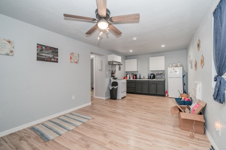 Home and Apartments For Sale in Harleton, Texas, HISD - image 21