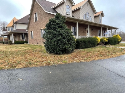 Bed and Breakfast on 2+/- Acres near Dale Hollow State Park - image 16