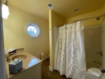Bed and Breakfast on 2+/- Acres near Dale Hollow State Park - image 5
