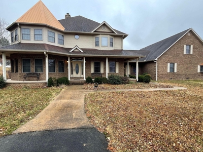 Bed and Breakfast on 2+/- Acres near Dale Hollow State Park - image 23