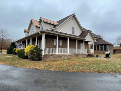 Bed and Breakfast on 2+/- Acres near Dale Hollow State Park - image 47