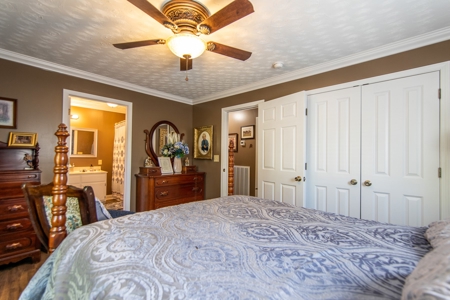 Edge Of Waynesboro Tn Home For Sale 2.6 Ac Recent Remodeled - image 12