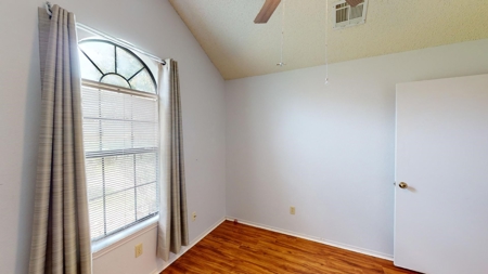 Rural Country Home For Sale Central Texas Waco Texas 76705 - image 28