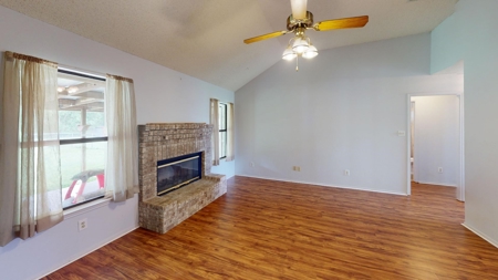 Rural Country Home For Sale Central Texas Waco Texas 76705 - image 14