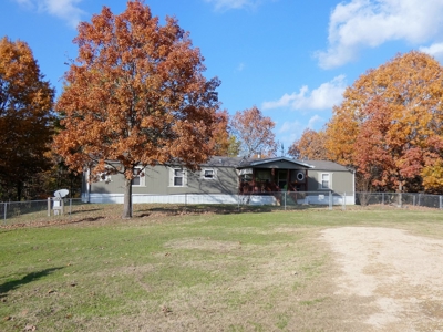 77 East Texas Acres + 3/2 Home + Ponds + Lake - Winnsboro - image 8