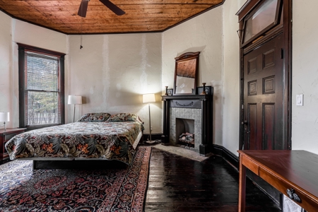 Historic Victorian Home For Sale in Paris TX - image 7