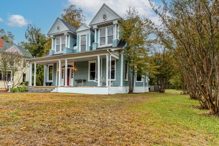 Historic Victorian Home For Sale in Paris TX - image 22