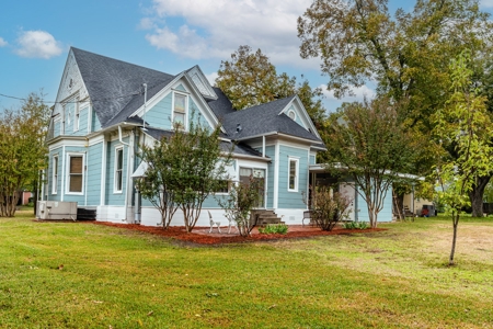Historic Victorian Home For Sale in Paris TX - image 23