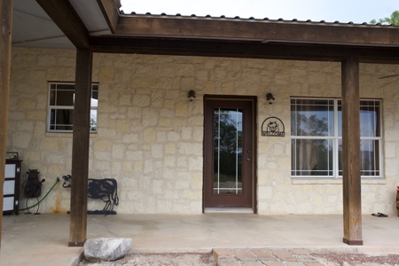 Stone House with Acreage - image 4