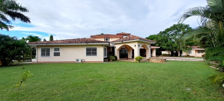Mansion for Sale in the Coronado Golf Club *Recently SOLD* - image 29