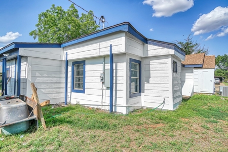 Home For Sale In Altus, Oklahoma - image 24