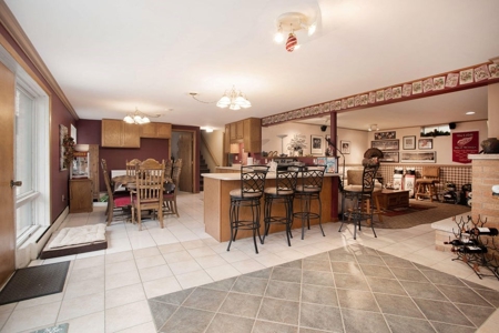 Country estate located on 67-acres with ponds and stream - image 36