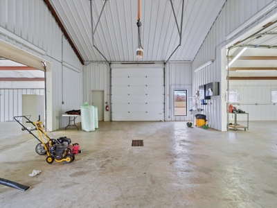 Lake Fork Waterfront 23 Acres 4Br-4.5Ba-3Cg + Huge Shop - image 50