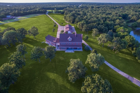 Lake Fork Waterfront 23 Acres 4Br-4.5Ba-3Cg + Huge Shop - image 11