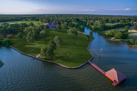 Lake Fork Waterfront 23 Acres 4Br-4.5Ba-3Cg + Huge Shop - image 1