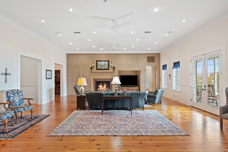 Lake Fork Waterfront 23 Acres 4Br-4.5Ba-3Cg + Huge Shop - image 25