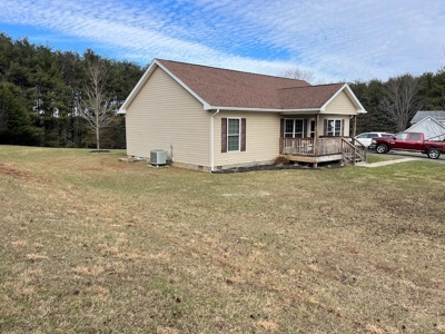 Home for Sale Near the Town of Floyd VA - image 2