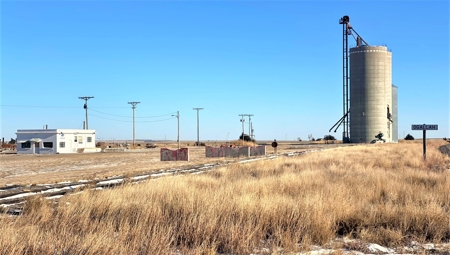 Ogallah, KS Grain Facility for Sale 291K Bushel Office/Scale - image 21